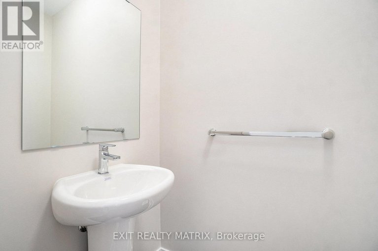28431135/962-cologne-street/embrun/russell/ontario/K0A1W0_8