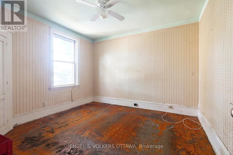 28934991/164-bayswater-avenue/hintonburg/ottawa/ontario/K1Y2G3_17