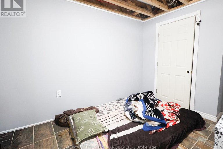 29248510/19249-county-road-2-road/south-glengarry-charlottenburgh-twp/south-glengarry/ontario/K0C2E0_23