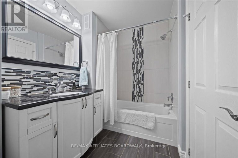 28527170/1700-lakeshore-drive/greely/ottawa/ontario/K4P1H1_31