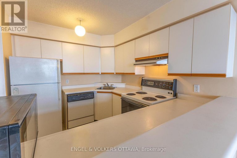 27858668/824-1025-grenon-avenue/fairfield-heights/ottawa/ontario/K2B8S5_12