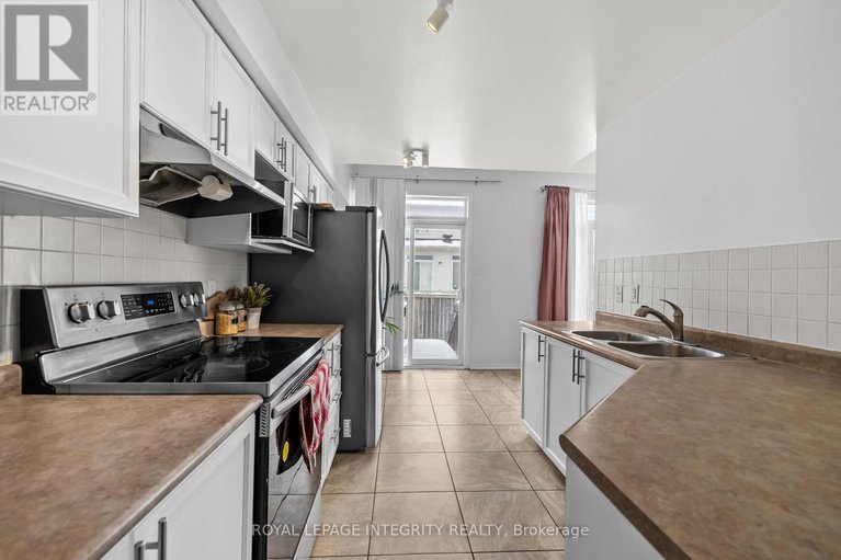 29348101/213-opus-street/emerald-meadowstrailwest/ottawa/ontario/K2S0J2_15