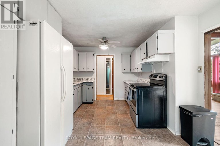 28627503/1489-county-31-road/north-dundas-winchester-twp/north-dundas/ontario/K0C2H0_12
