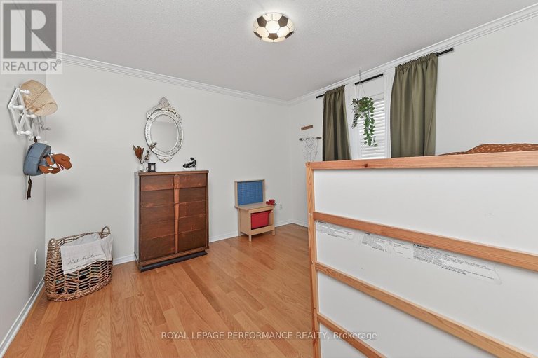 29661849/1665-frenette-street/fallingbrookgardenway-south/ottawa/ontario/K4A4L4_31