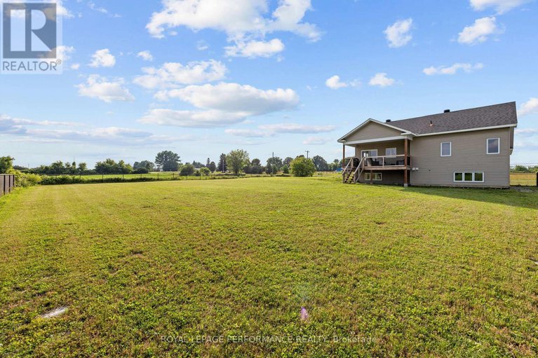 28602193/3348-bureau-road/north-glengarry-lochiel-twp/north-glengarry/ontario/K0C1A0_45