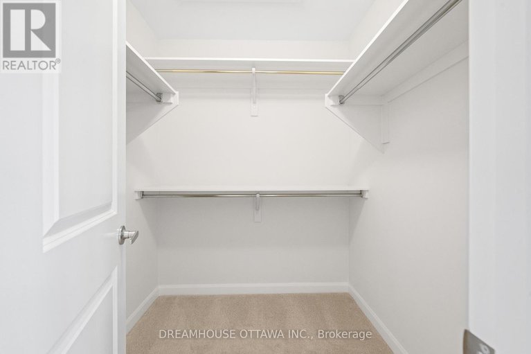 29450822/563-aglish-mews/half-moon-bay/ottawa/ontario/K2C3H2_19