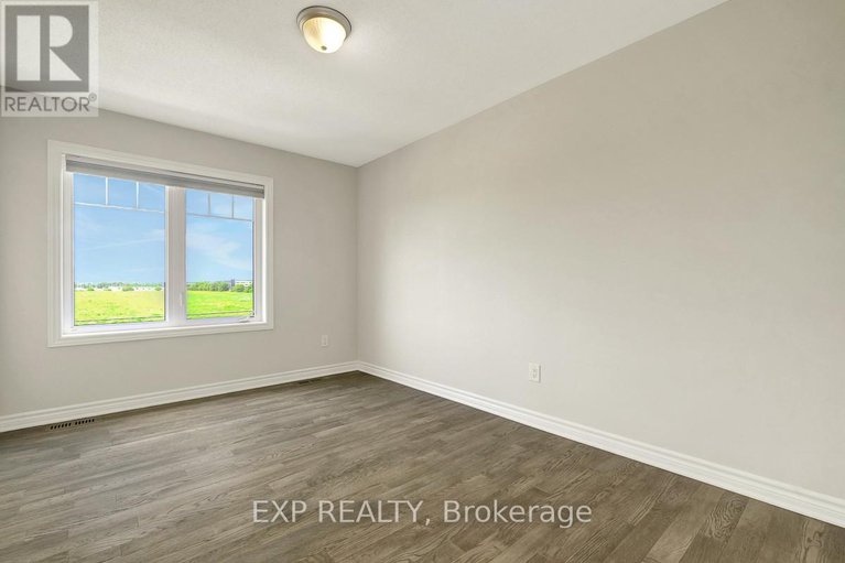 28584281/1700-maple-grove-road/stittsville-north/ottawa/ontario/K2S2R3_41