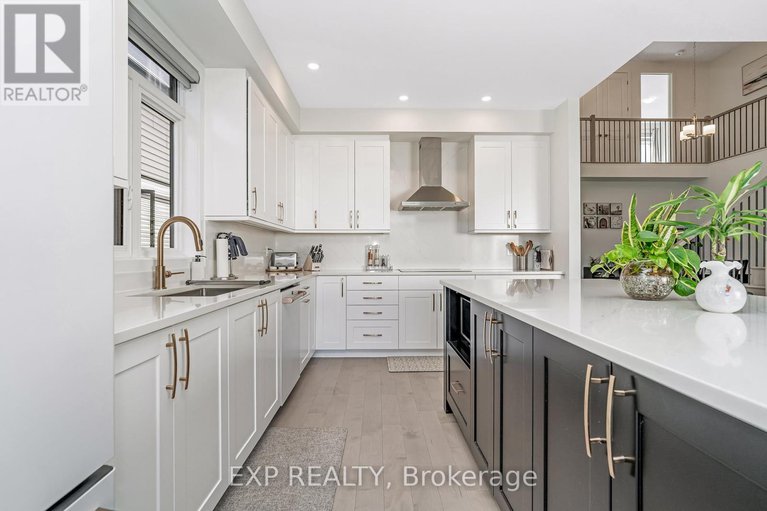 29167949/503-adane-way/riverside-southgloucester-glen/ottawa/ontario/K4M1B2_17