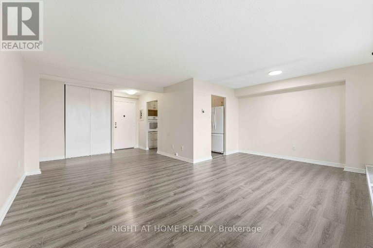 29249708/311-665-bathgate-drive/carson-meadows/ottawa/ontario/K1K3Y4_5