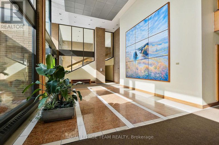 28946102/25092510-515-st-laurent-boulevard/viscount-alexander-park/ottawa/ontario/K1K3X5_8