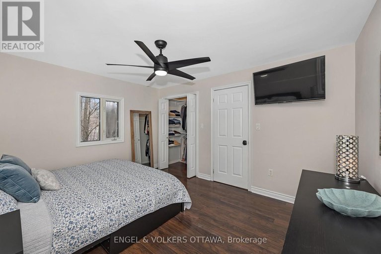 29458727/4868-ferry-road/fitzroy/ottawa/ontario/K0A1X0_20