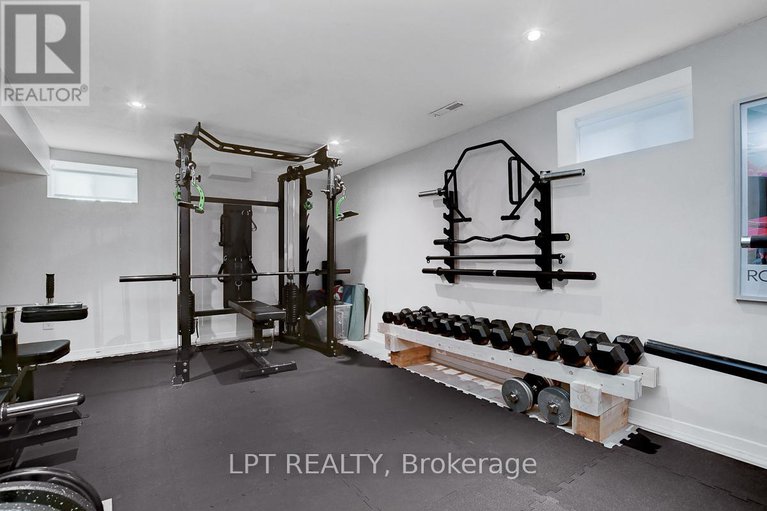 28941530/353-mountbatten-avenue/alta-vistafaircrest-heights/ottawa/ontario/K1H5W2_33