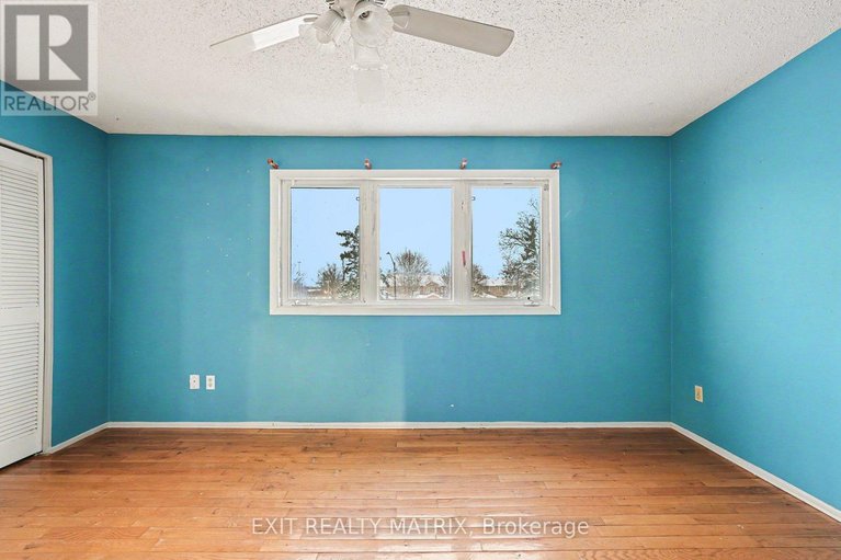 29235232/48-peary-way/katimavik/ottawa/ontario/K2L1Z8_12