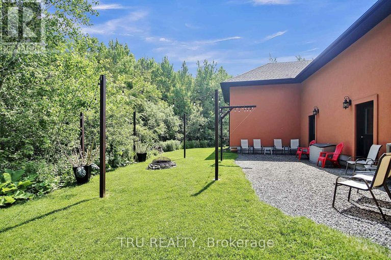 28474227/7909-parkway-road/osgoode-twp-north-of-reg-rd-6/ottawa/ontario/K0A2P0_50