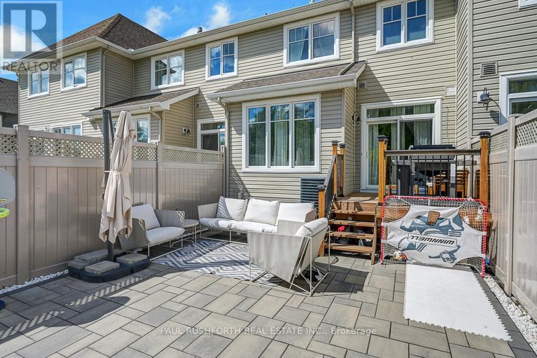 28813424/334-wood-acres-grove/blossom-parkkemp-parkfindlay-creek/ottawa/ontario/K1T0M6_27