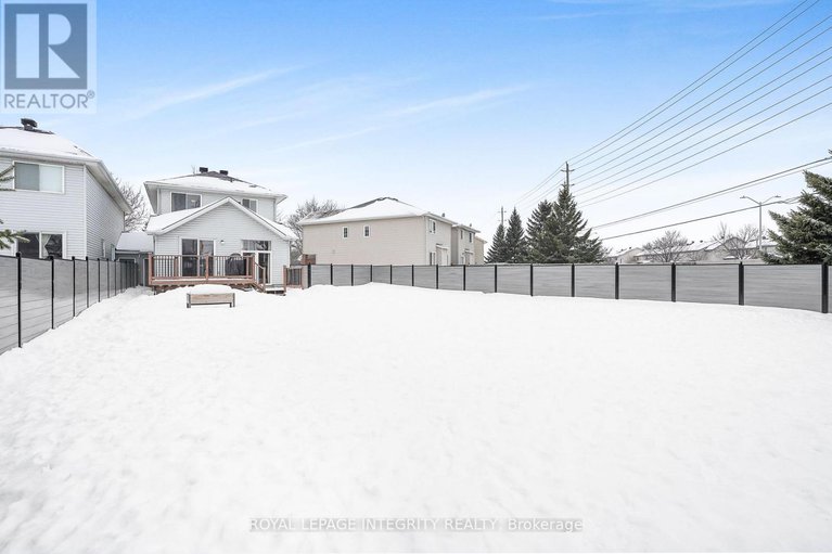 29378274/1033-markwick-crescent/notting-hillsummerside/ottawa/ontario/K4A4X5_28