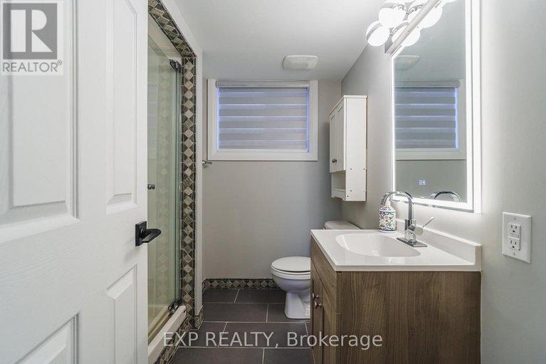 28347663/1885-arizona-avenue/urbandale-acres/ottawa/ontario/K1H6Z5_30