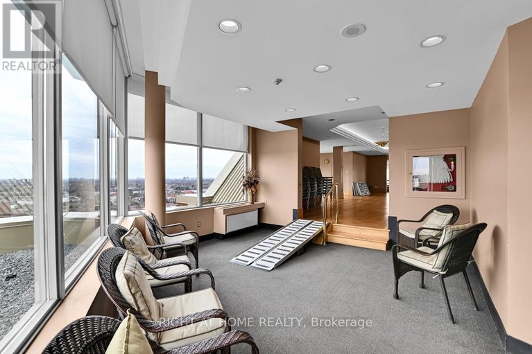 29628512/909-2759-carousel-crescent/emerald-woodssawmill-creek/ottawa/ontario/K1T2N5_39