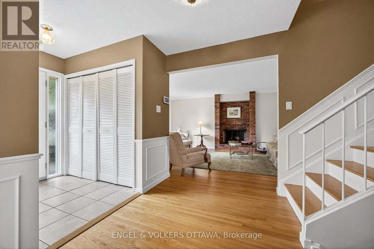 28865549/29-milne-crescent/beaverbrook/ottawa/ontario/K2K1H7_11