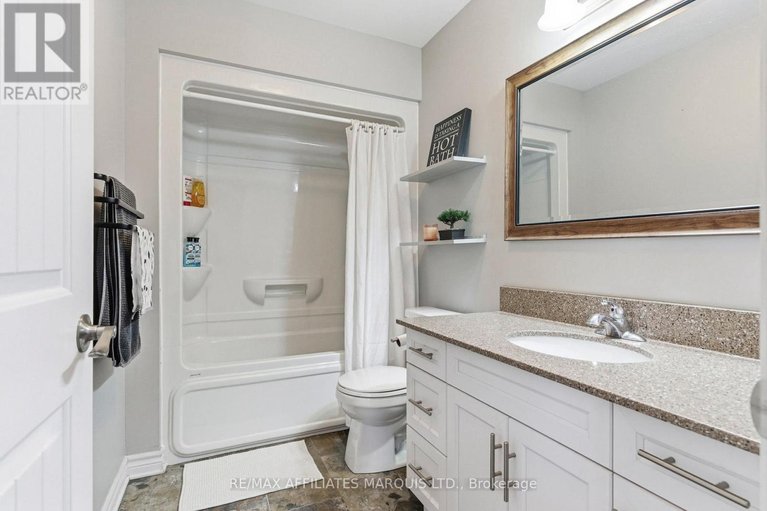 29533424/50-jim-brownell-boulevard/long-sault/south-stormont/ontario/K0C1P0_16