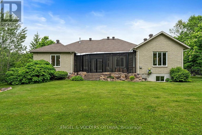 28434208/6196-elkwood-drive/greely/ottawa/ontario/K4P1M9_47