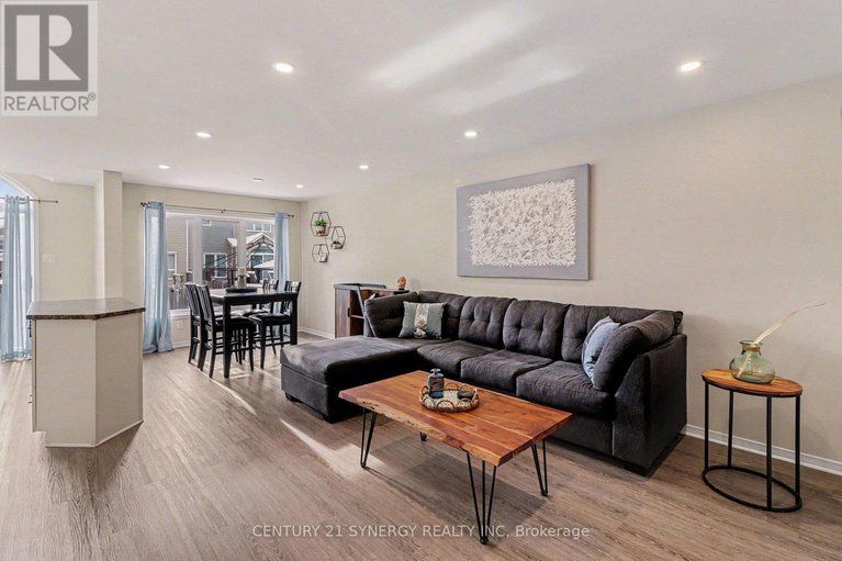 29349075/322-selene-way/avalon-east/ottawa/ontario/K4A0G7_4