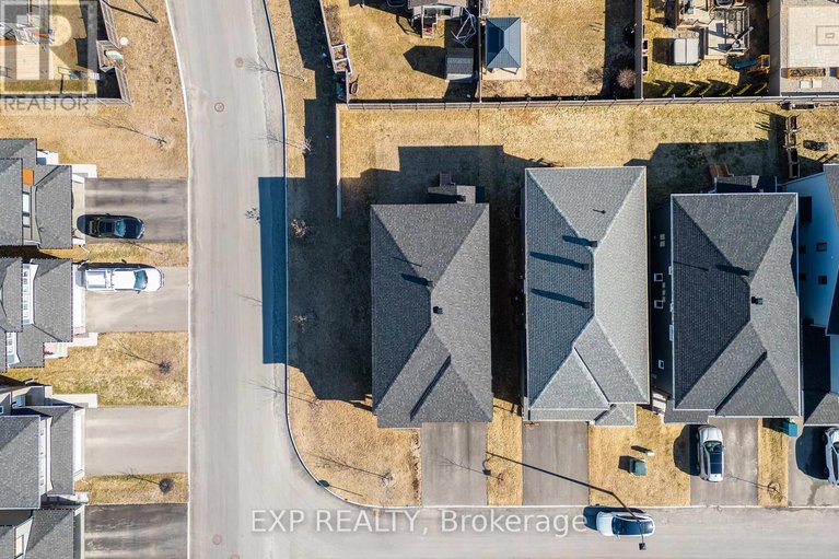 29599484/896-sendero-way/remainder-of-stittsville-area/ottawa/ontario/K2S2W8_44