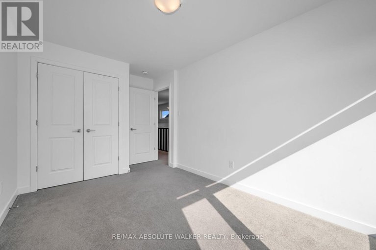 28745499/235-finsbury-avenue/stittsville-south/ottawa/ontario/K2S2Y2_28