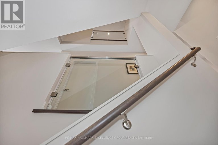 29400728/677-honeydew-street/riverside-southgloucester-glen/ottawa/ontario/K1X0K5_33