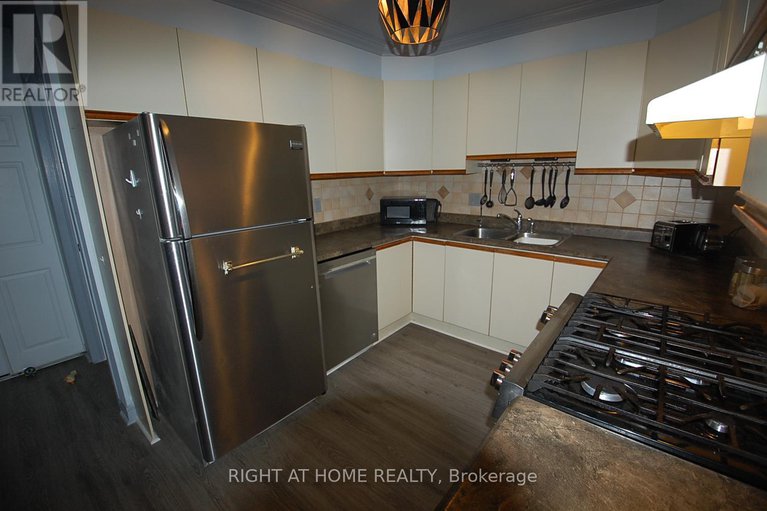 28833759/490-dalrymple-drive/town-of-rockland/clarence-rockland/ontario/K4K1G7_9