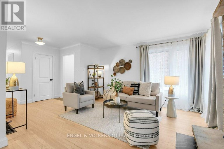 29600889/863-duberry-street/mckellar-heightsglabar-park/ottawa/ontario/K2A3T2_9