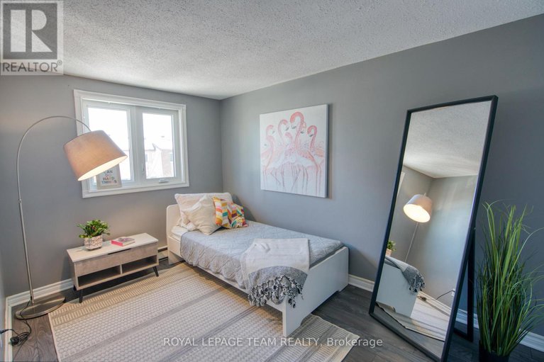 29433242/15-1302-alness-court/pineview/ottawa/ontario/K1B5H2_12