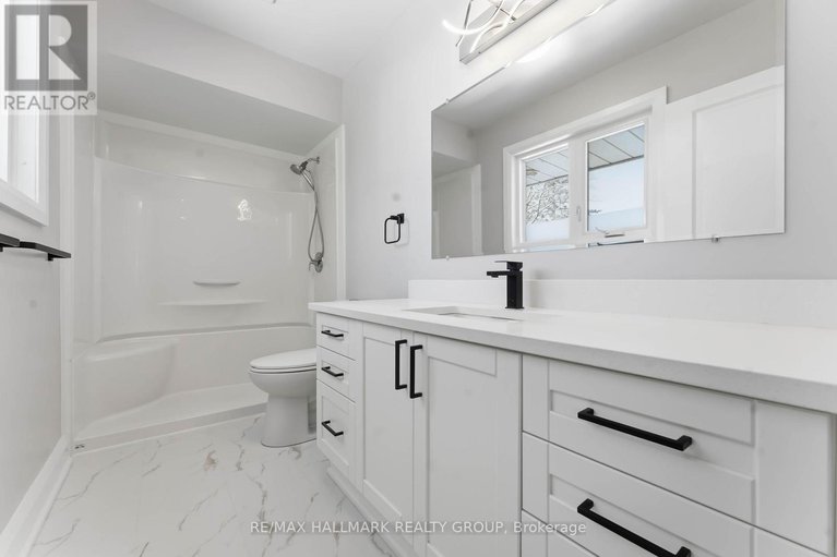 29650101/19-kingsford-crescent/beaverbrook/ottawa/ontario/K2K1T5_19