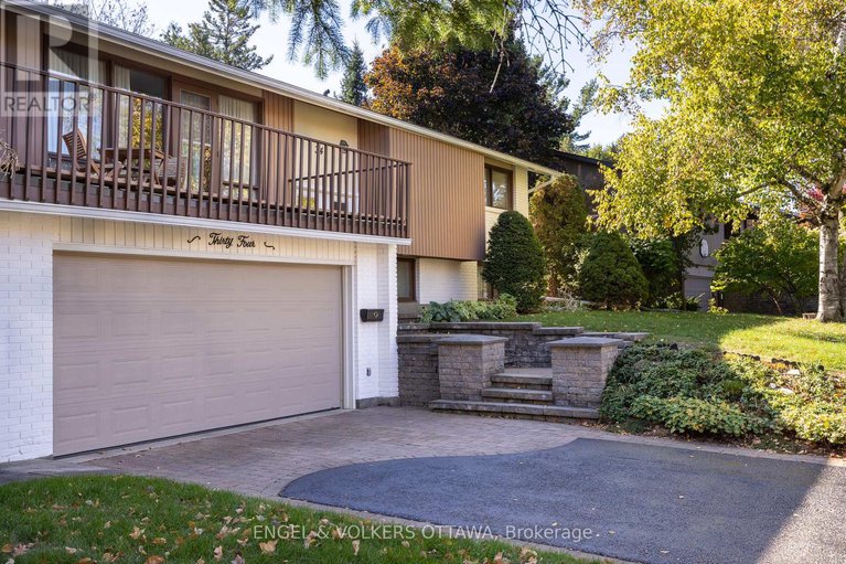 29323423/34-wallford-way/city-viewskylinefisher-heightsparkwood-hills/ottawa/ontario/K2E6B6_39