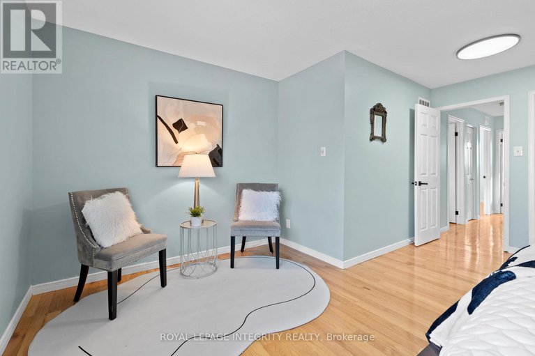 29176562/11-royal-field-crescent/longfields/ottawa/ontario/K2J4G1_23