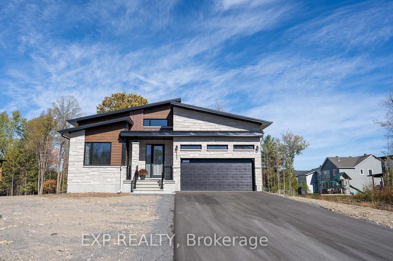 29182003/111-frank-fisher-crescent/mississippi-mills-ramsay-twp/mississippi-mills/ontario/K0A1A0_1