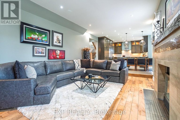 28485158/1466-rhea-place/cedardale/ottawa/ontario/K1V1H1_11