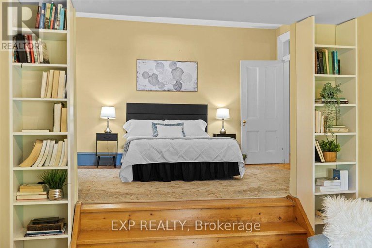 28588521/107-stanley-avenue/new-edinburgh/ottawa/ontario/K1M1N8_32