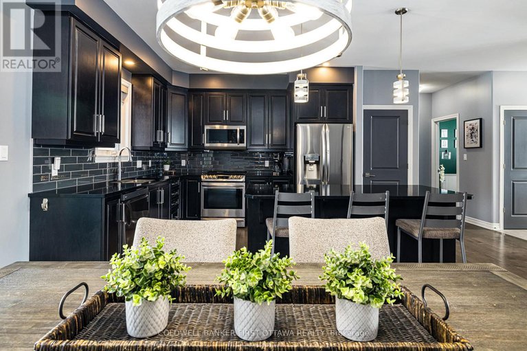 29400692/120-stirling-crescent/north-grenville-twp-kemptville-east/north-grenville/ontario/K0G1J0_20