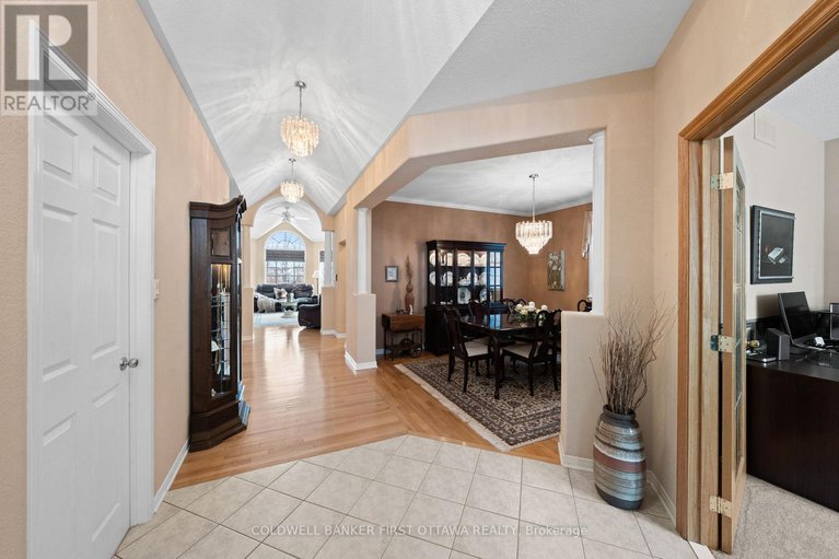 29386264/19-fencerow-way/stonebridge/ottawa/ontario/K2J4X8_10