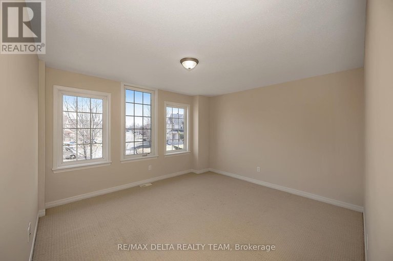 29583764/1983-plainhill-drive/notting-hillsummerside/ottawa/ontario/K4A0E8_25