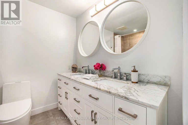 28815928/70-varley-drive/beaverbrook/ottawa/ontario/K2K1H2_14