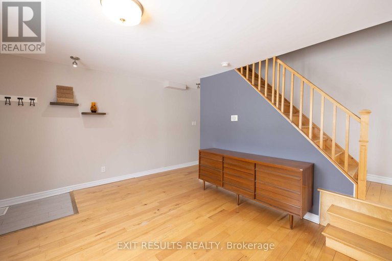 28607259/292-richelieu-avenue/vanier/ottawa/ontario/K1L6K3_21