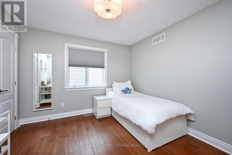28556106/105-sirocco-crescent/stittsville-north/ottawa/ontario/K2S2C9_25