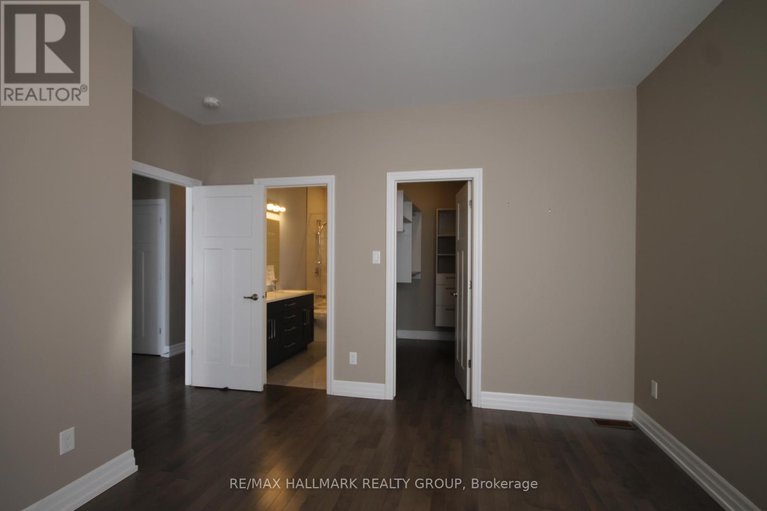 29203056/23-solara-private/clarencerockland-twp/clarence-rockland/ontario/K4K0K9_11