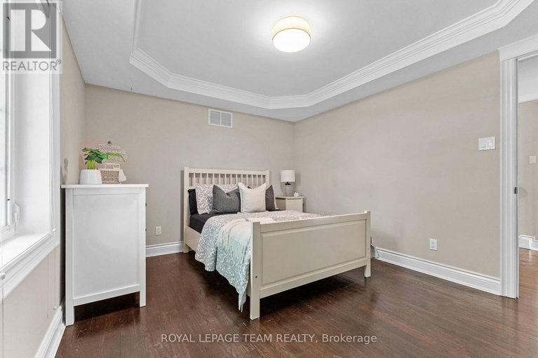 28884510/524-broadview-avenue/mckellarhighland/ottawa/ontario/K2A2L4_22