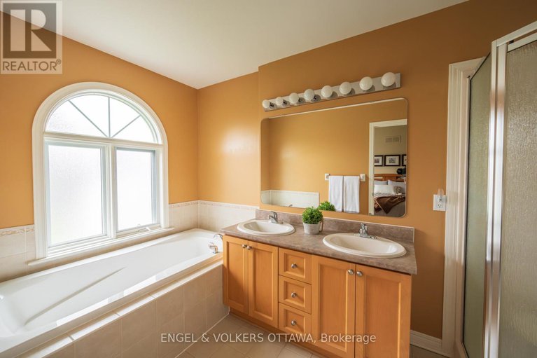 28273894/4293-green-gables-lane/riverside-southgloucester-glen/ottawa/ontario/K1V1S4_31