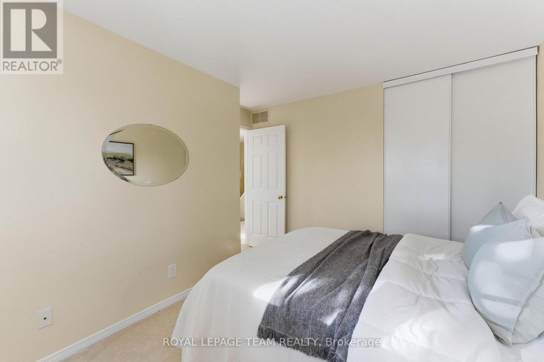 28977787/54-pickwick-drive/cedargrovefraserdale/ottawa/ontario/K2J3E8_20