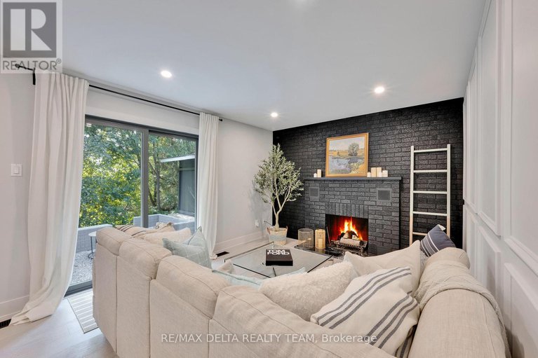 28875474/2556-gravelle-crescent/blackburn-hamlet/ottawa/ontario/K1B3A3_16
