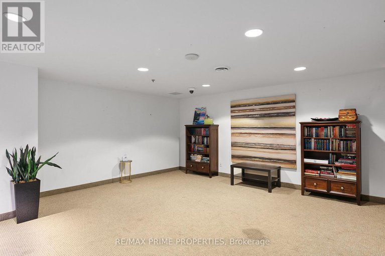 28873792/1306-195-besserer-street/sandy-hill/ottawa/ontario/K1N0B6_37